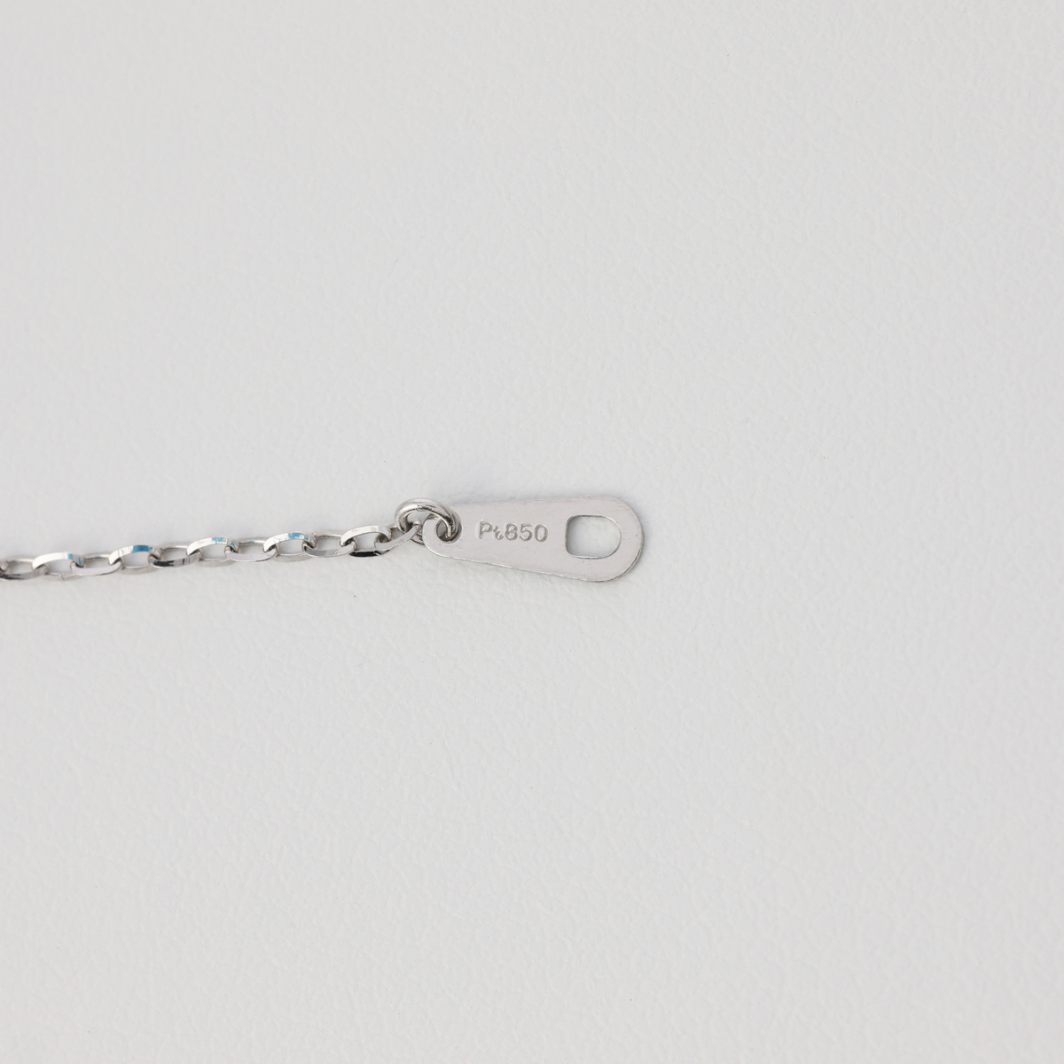 PT850 プラチナ ミラーボールネックレス