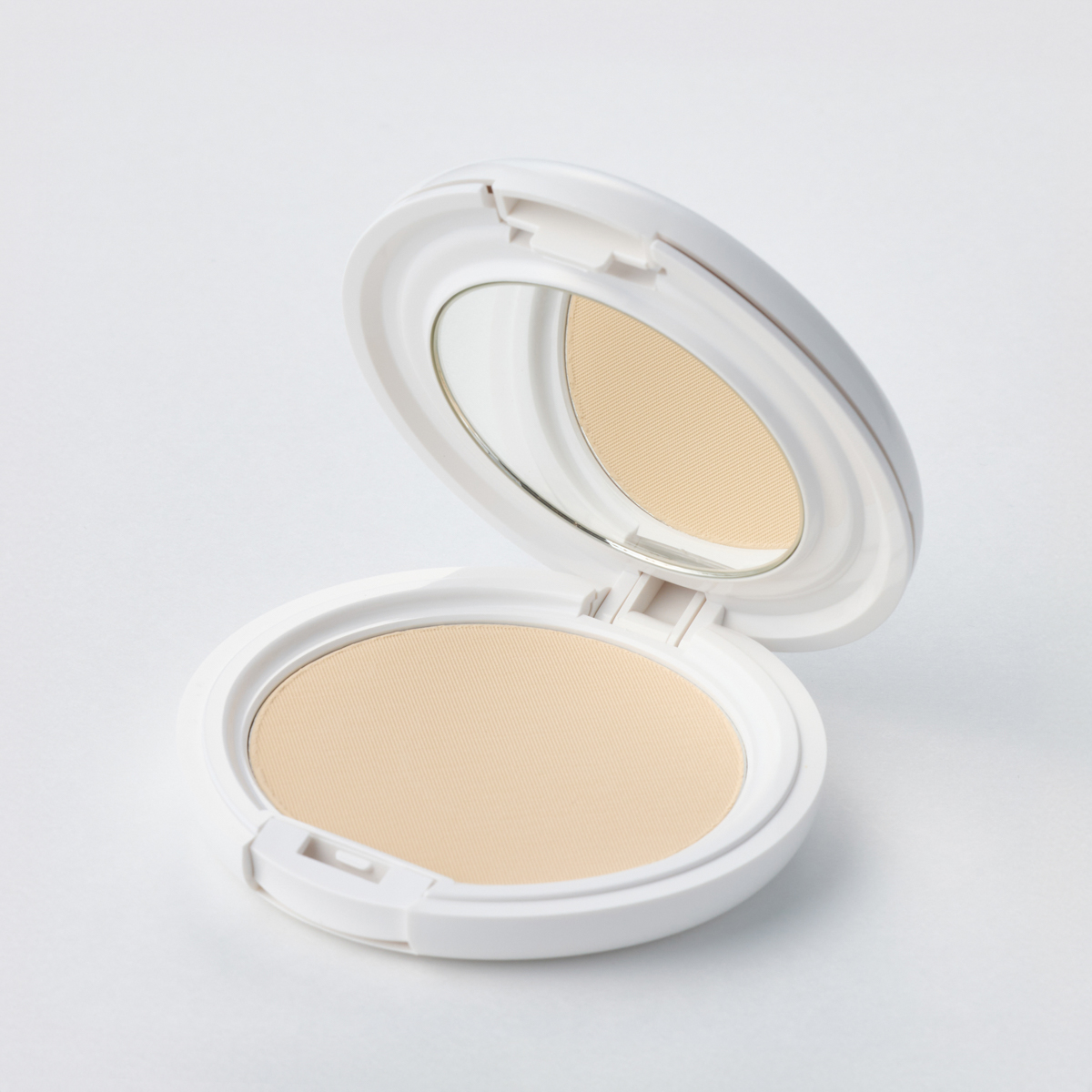 【美肌革命】ヌフ美肌シルクパウダー（ファンデーション）