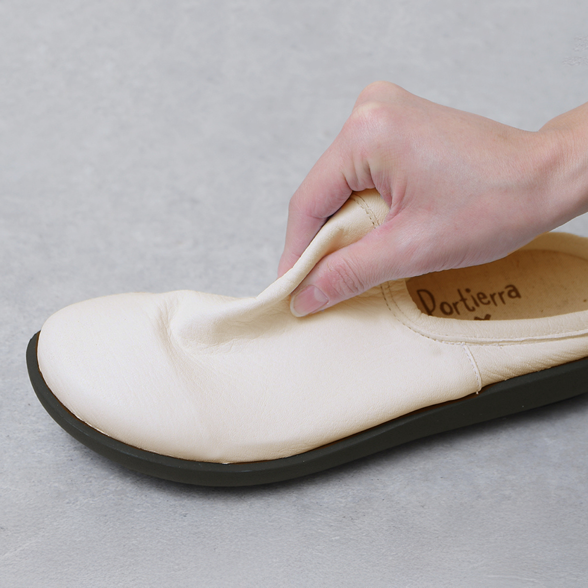 【革のカシミヤ・鹿革製】履いたそばからなじむサボ