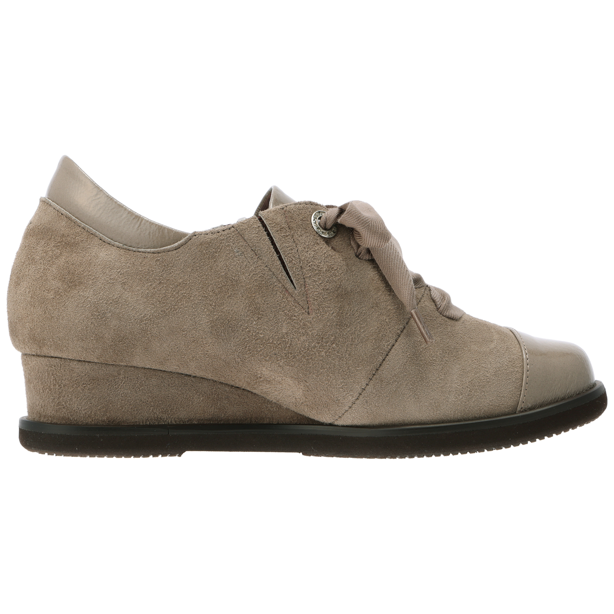 【ミスキョウコ】4Eリボンスエードシューズ