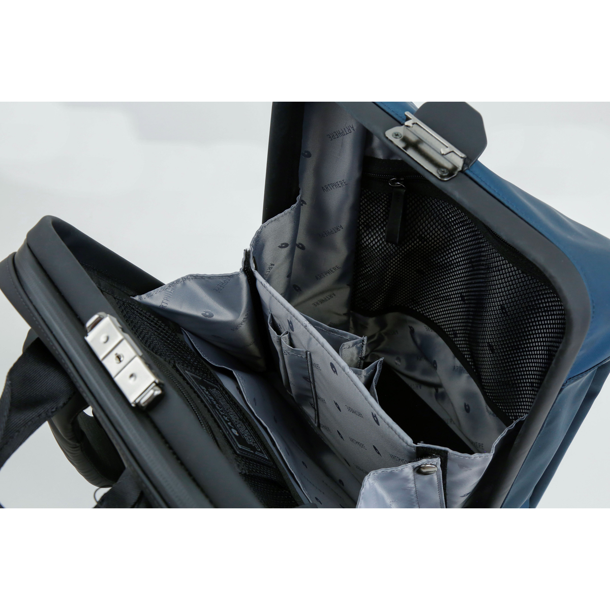 【ARTPHERE(アートフィアー)】ダレスリュック ブラック