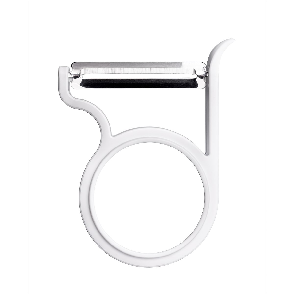 軽い力でスーッと切れるピーラー