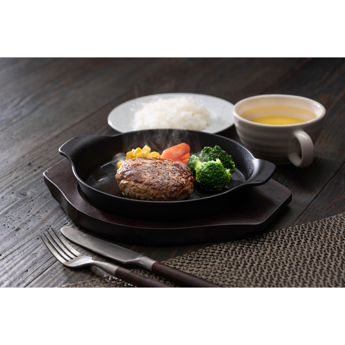 【冷凍】神戸ビーフ100% 生ハンバ-グ