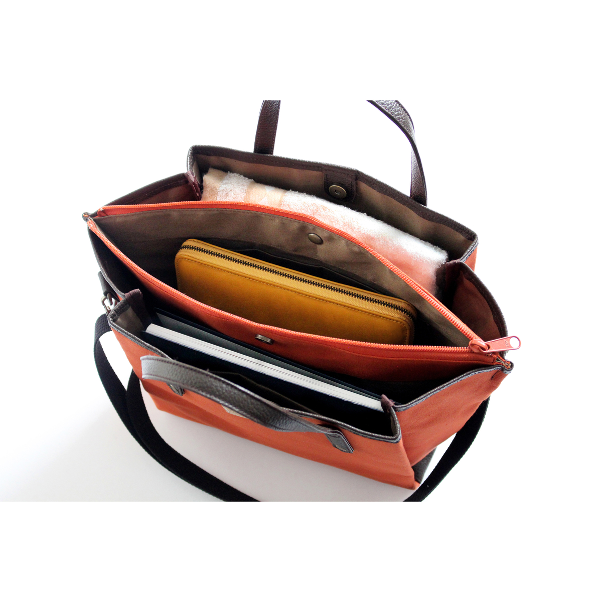 倉敷産帆布×姫路レザー プリーツショルダーバッグ