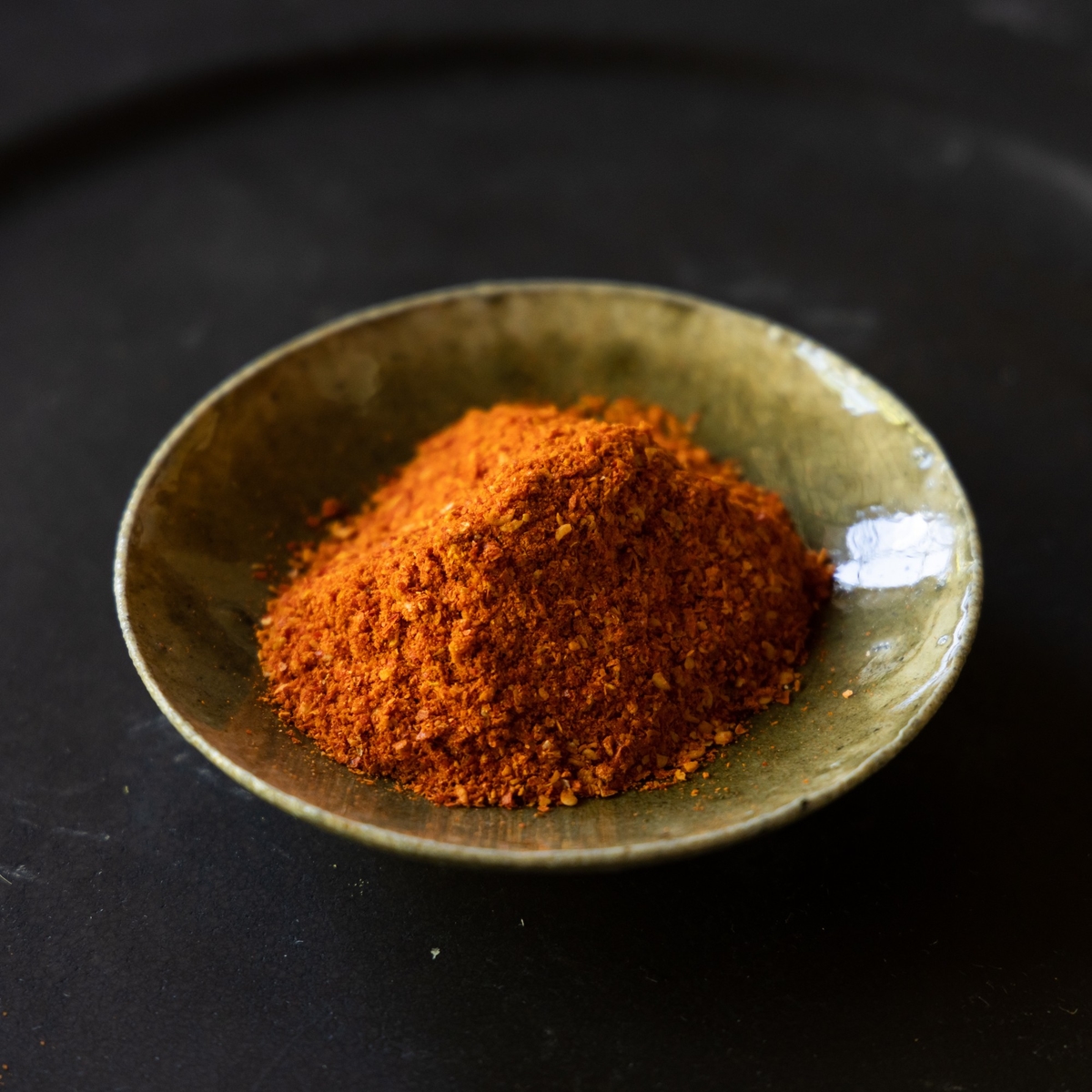 【唐津ピリカラ協会】赤獅子（国産赤一味唐辛子 10g缶入）