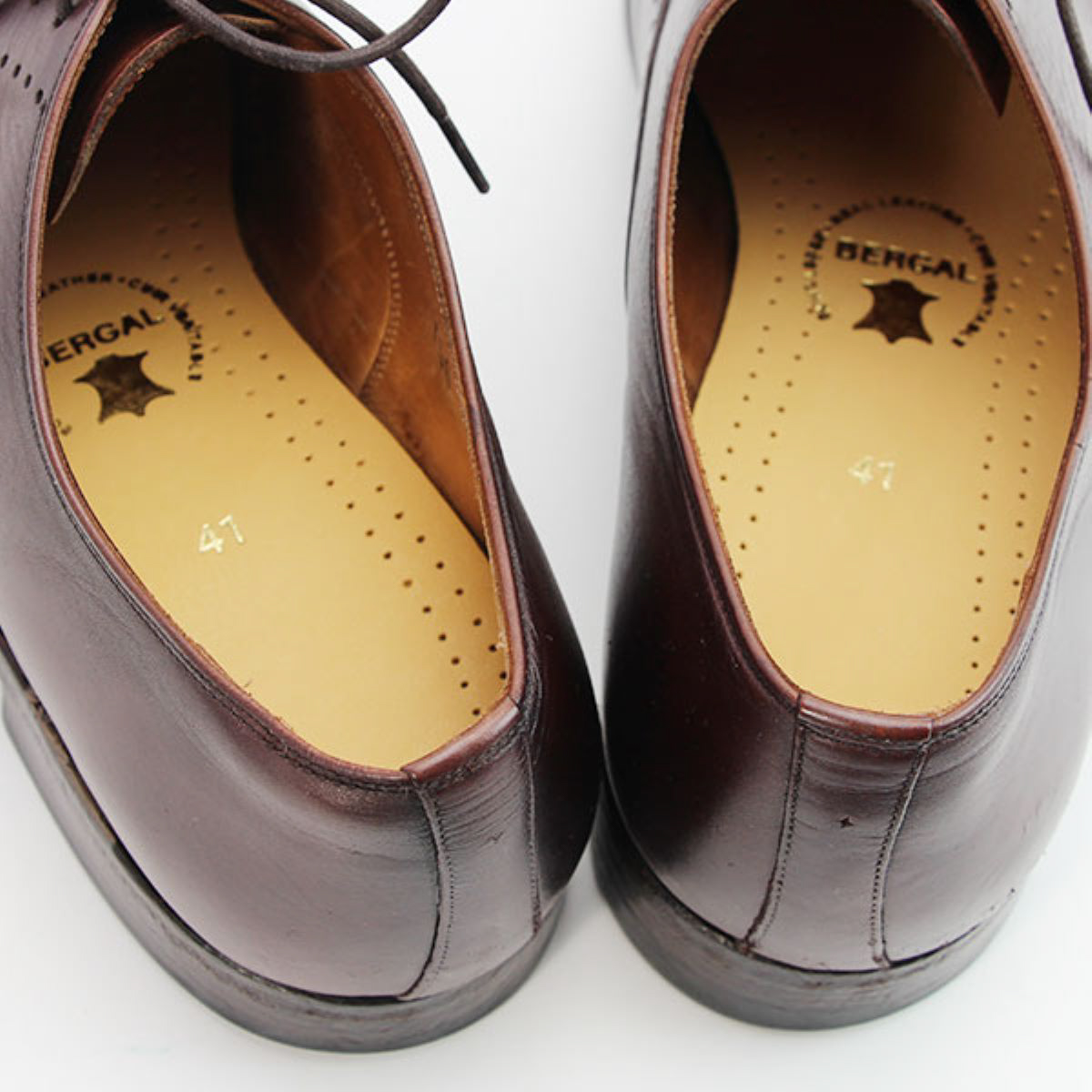 ベルガル　レザービジネス女性