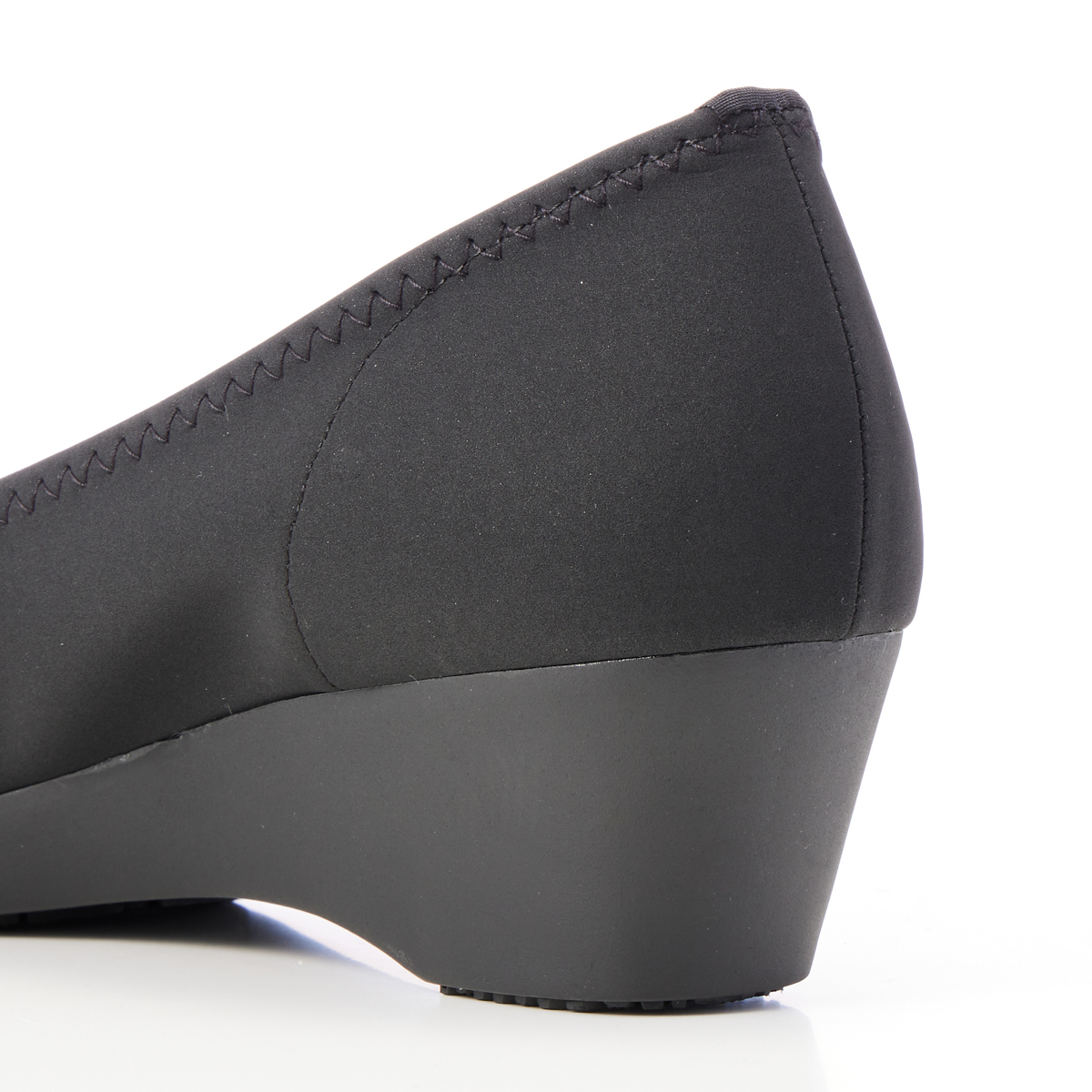 フォーマルパンプス