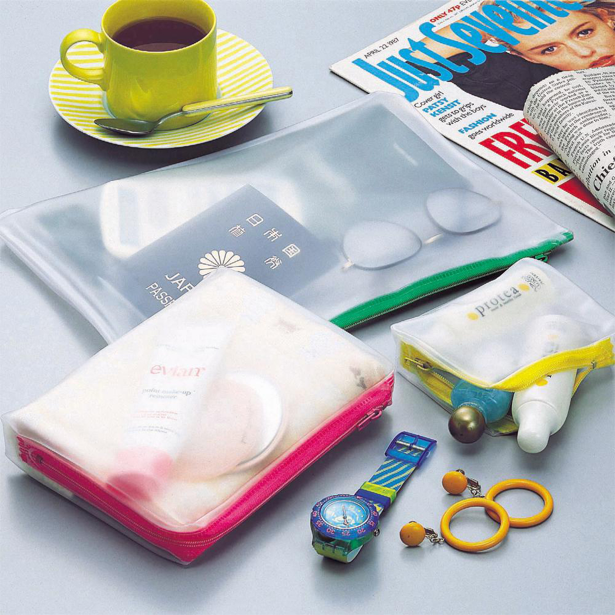 クリヤーケース・スモーキィ（マチ付）　水