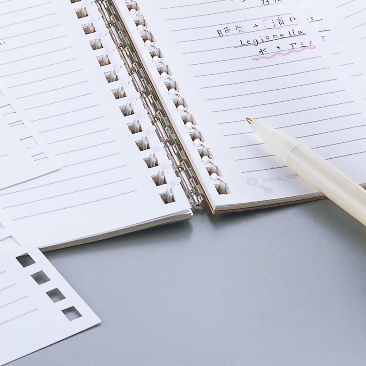 ＡＱＵＡ　ＤＲＯＰｓ　ツイストノート　藍