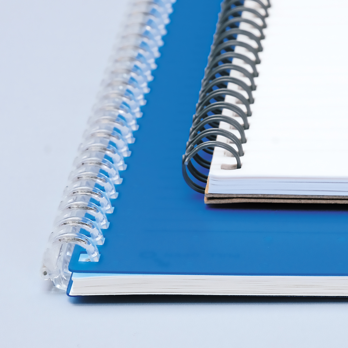 ＡＱＵＡ　ＤＲＯＰｓ　ツイストノート　赤