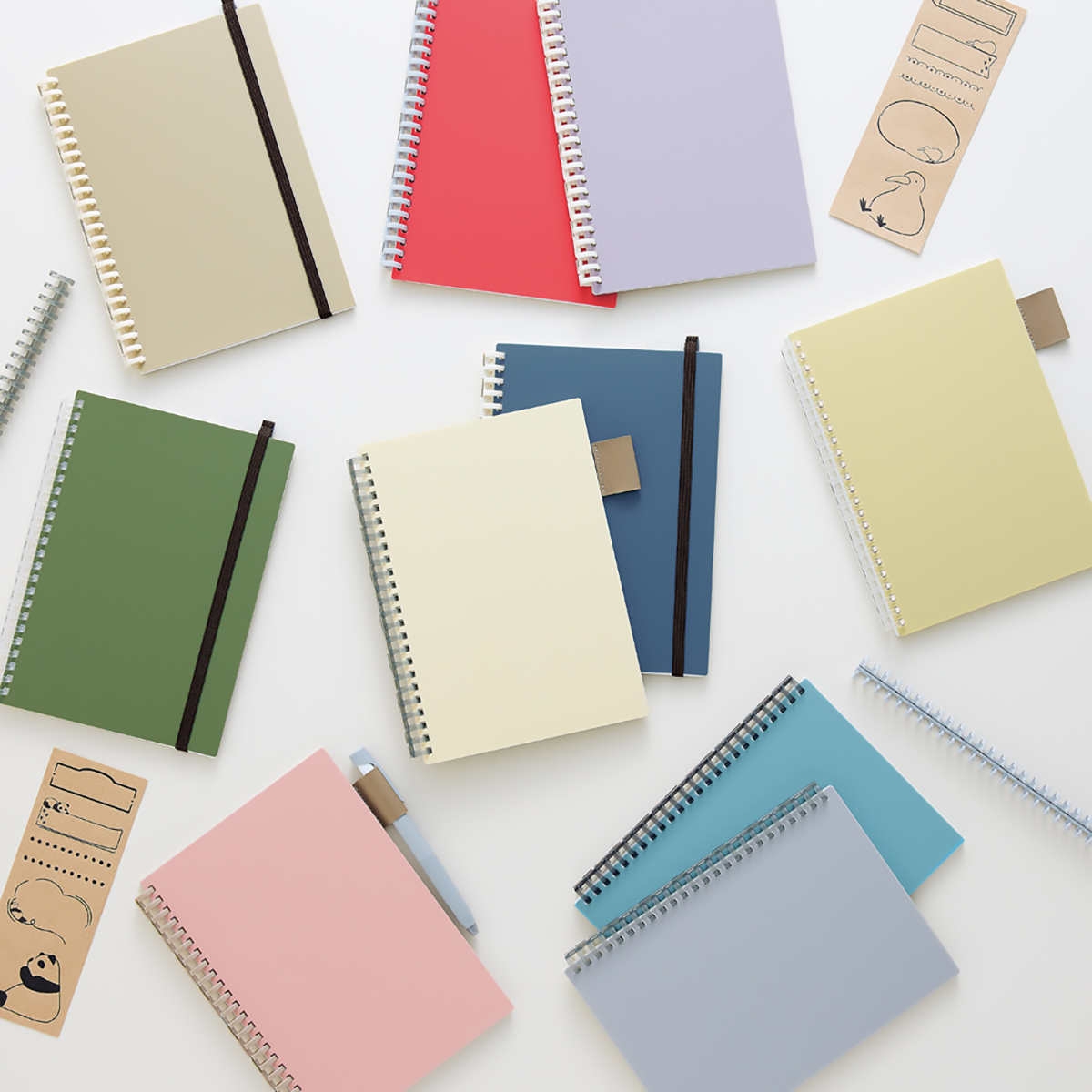 カスタマイズ　オープンリングノート　表紙　コーラルレッド