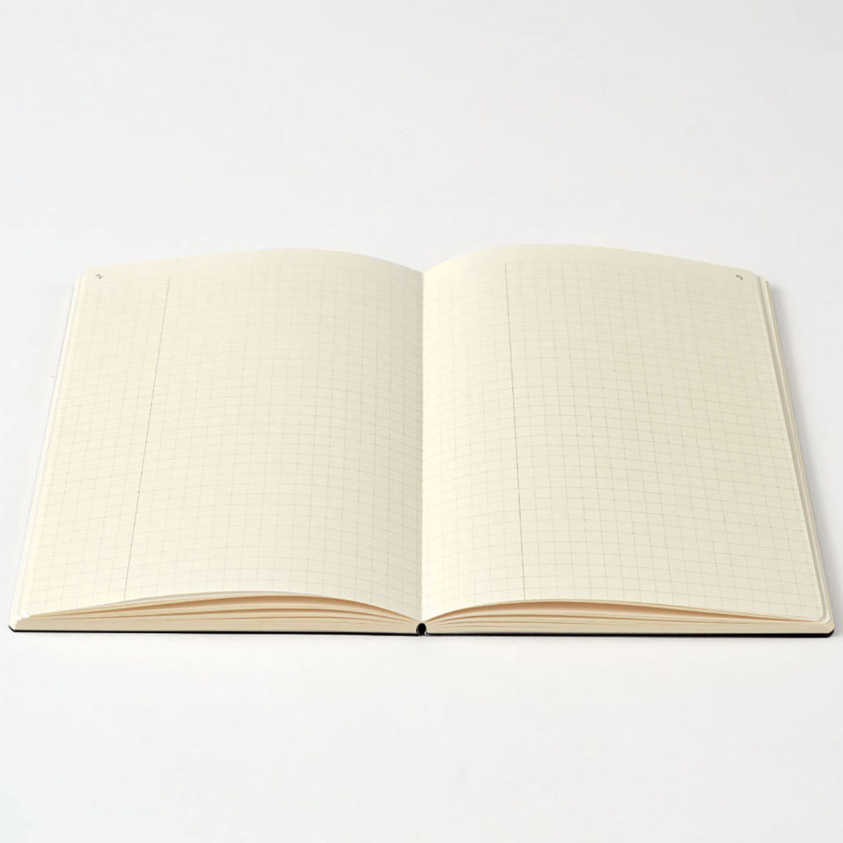 ダイゴー　ｉｓｓｈｏｎｉ．ノート　ナンバー　Ｂ６　方眼　ブラック