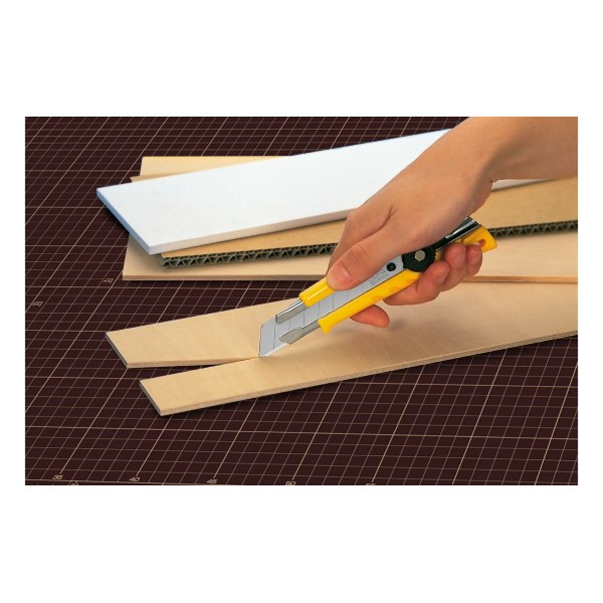 オルファカッター／万能Ｌ型（文具専用）