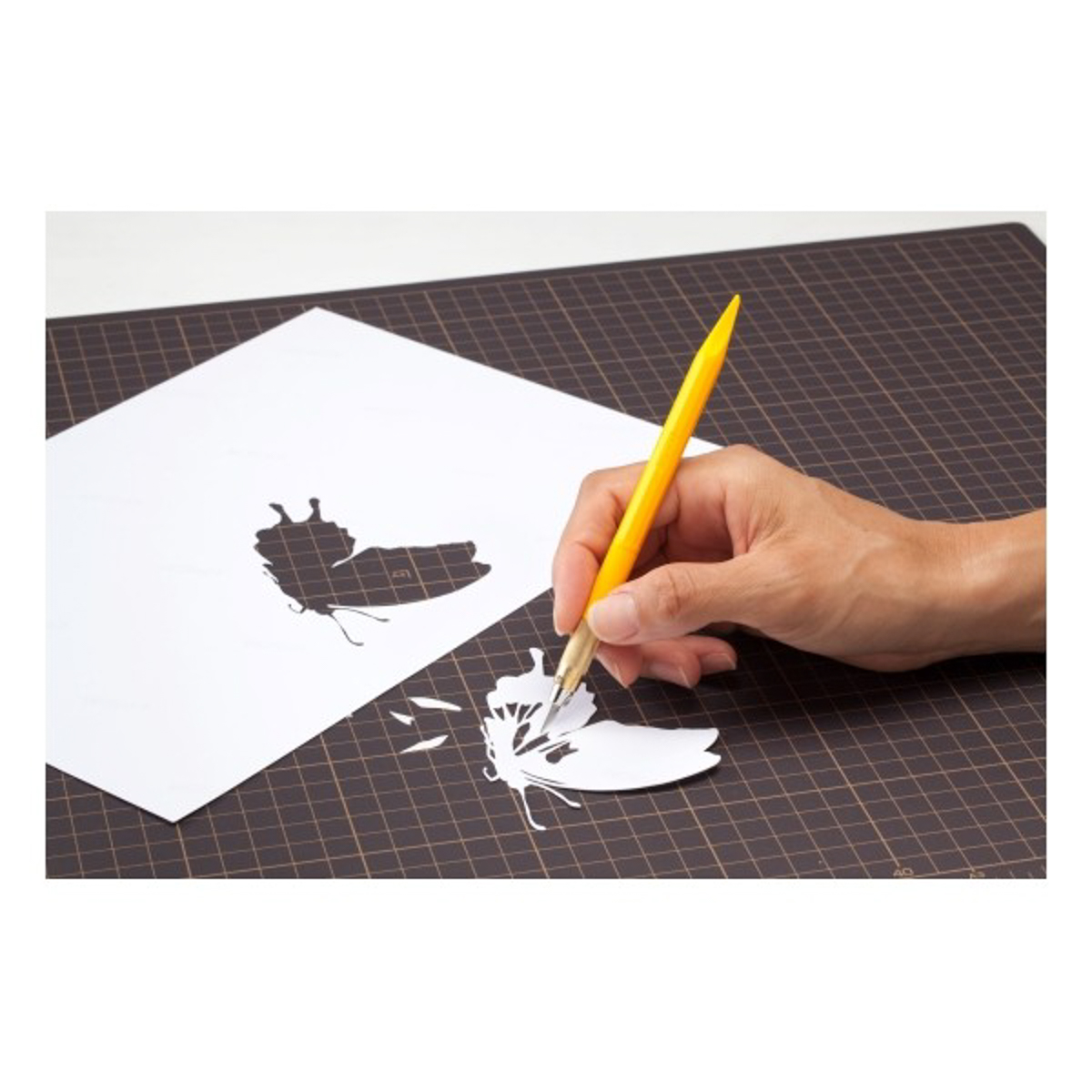 オルファカッター／デザイナーズナイフ　イエロー（文具専用）