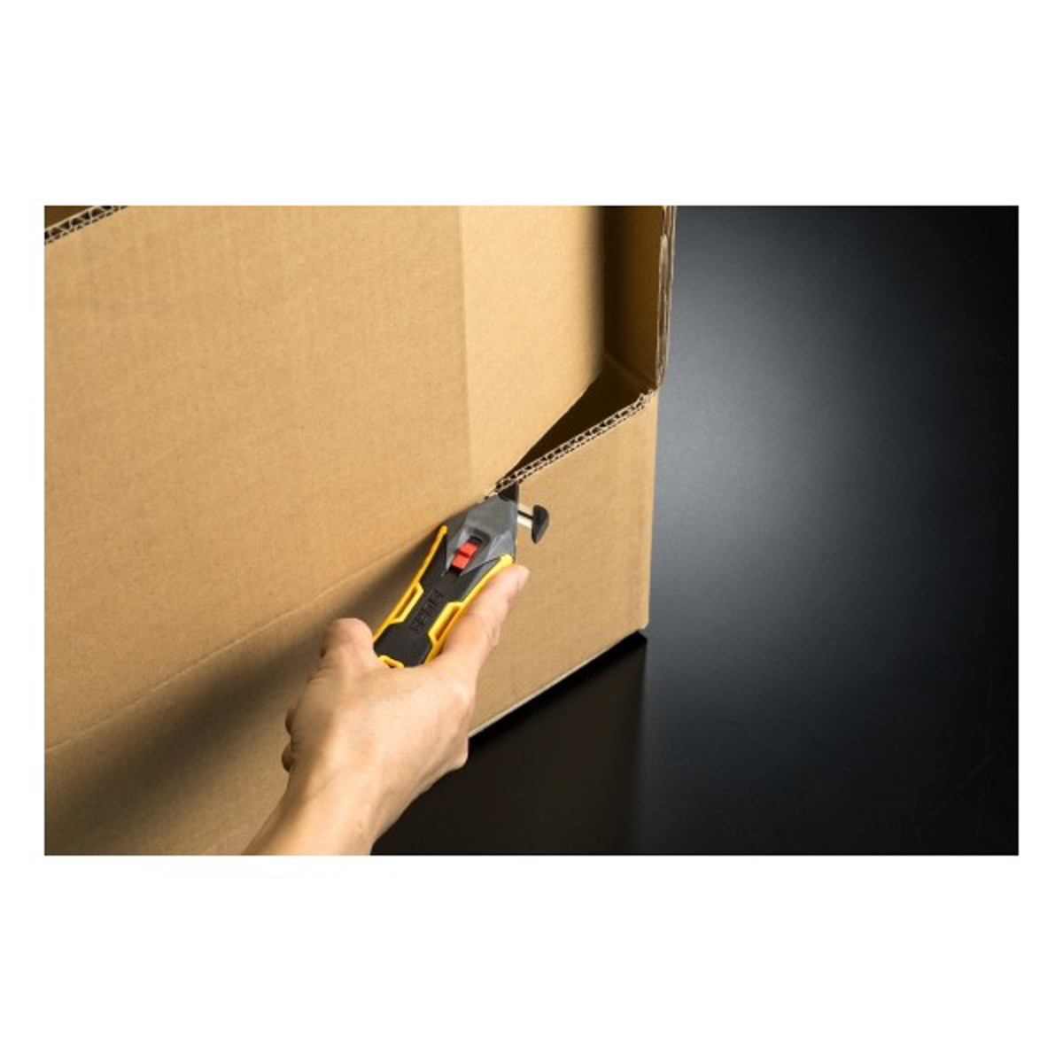 オルファ カッター/替刃式カイコーンＰＲＯ