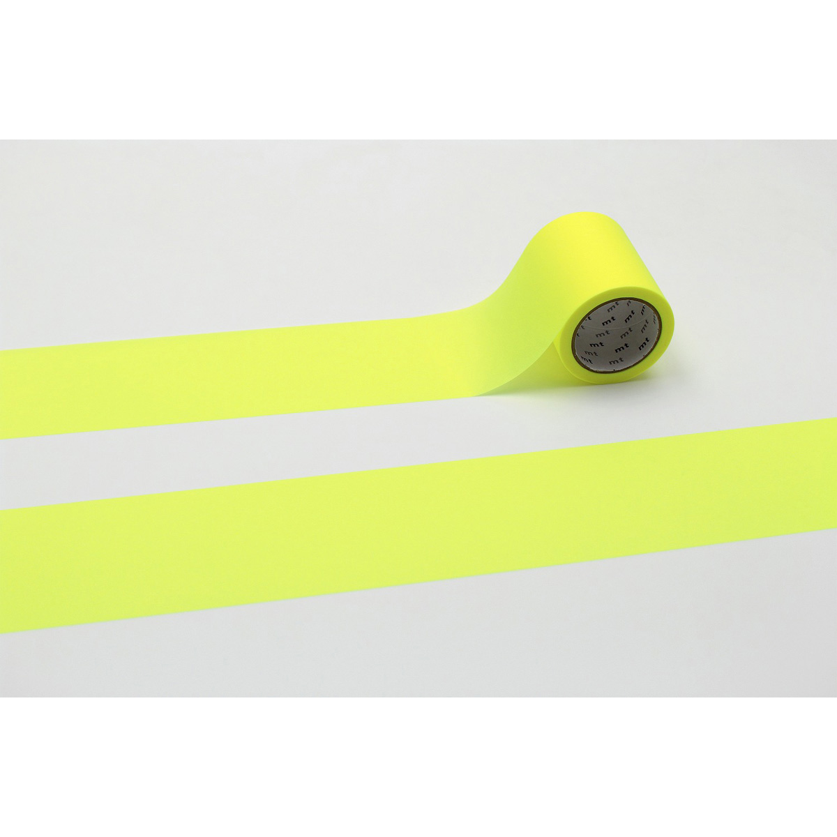 カモ井／マスキングテープ　ｍｔ　ショッキングイエロー　５０ｍｍ　ＭＴ５Ｗ２２８