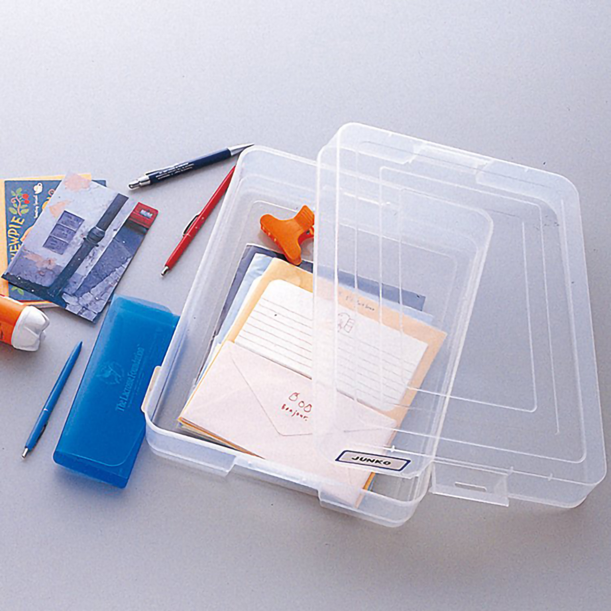 デビカ　ＰＰデスクトレー　Ａ４クリアファイル対応　グレー　０４４１５１