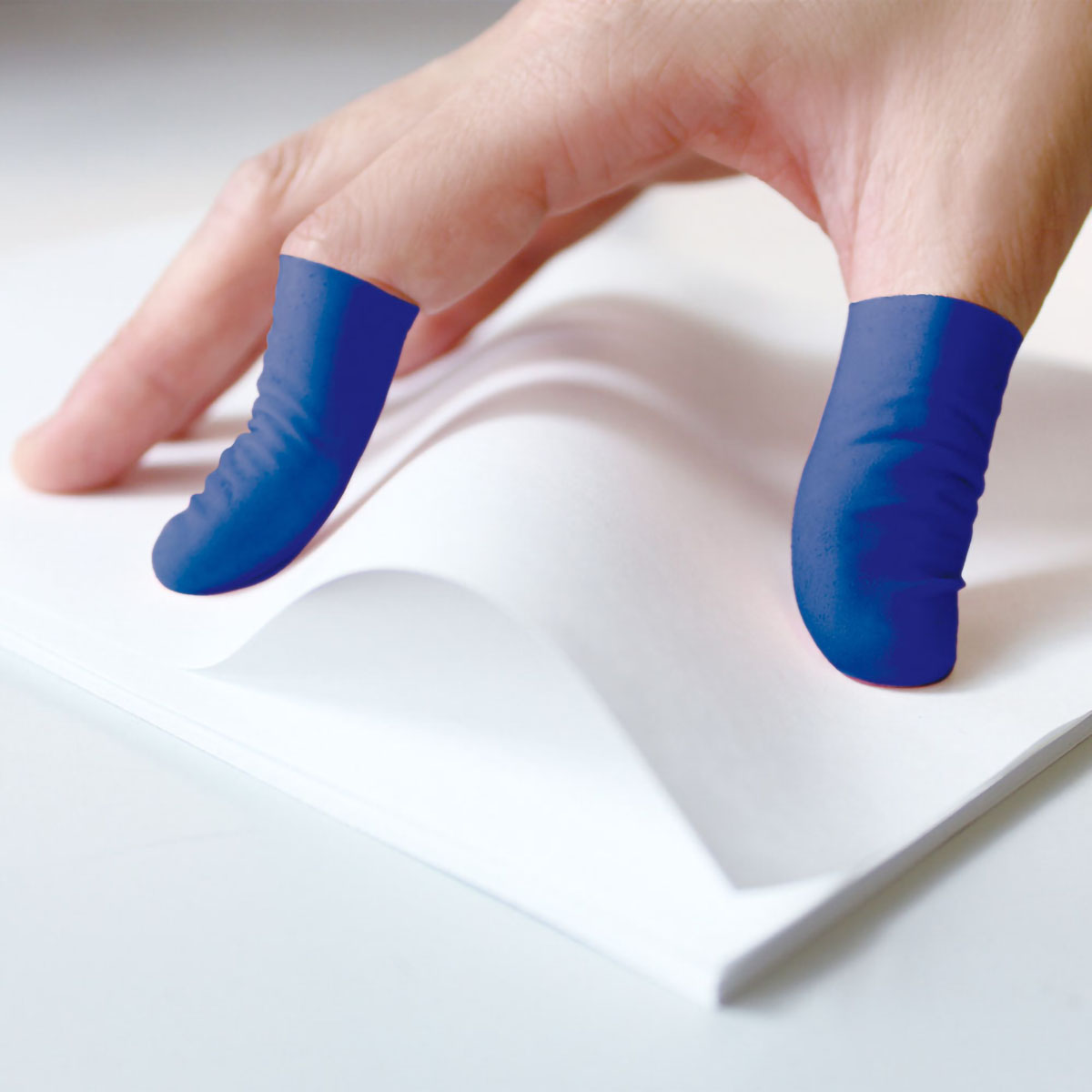 デビカ　フィットサック　ネイビー　Ｍ　５０個入　０６４７１７