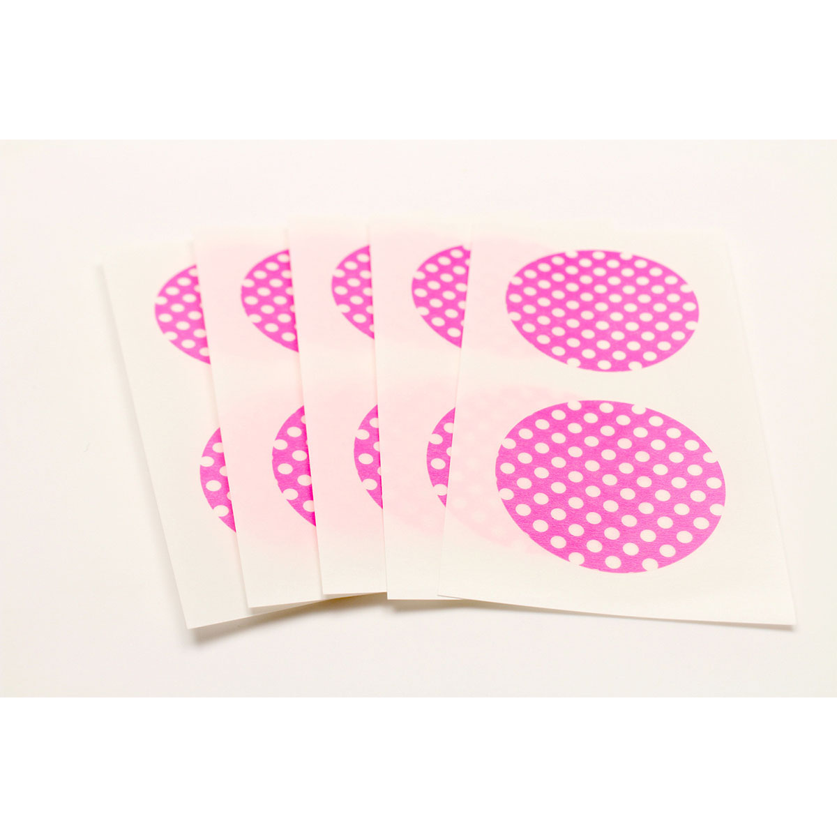 カモ井／マスキングテープ　ｍｔ　ｃａｓａ　ｓｅａｌ　　ドット・ショッキングピンク　ＭＴＣＤＳ０１７