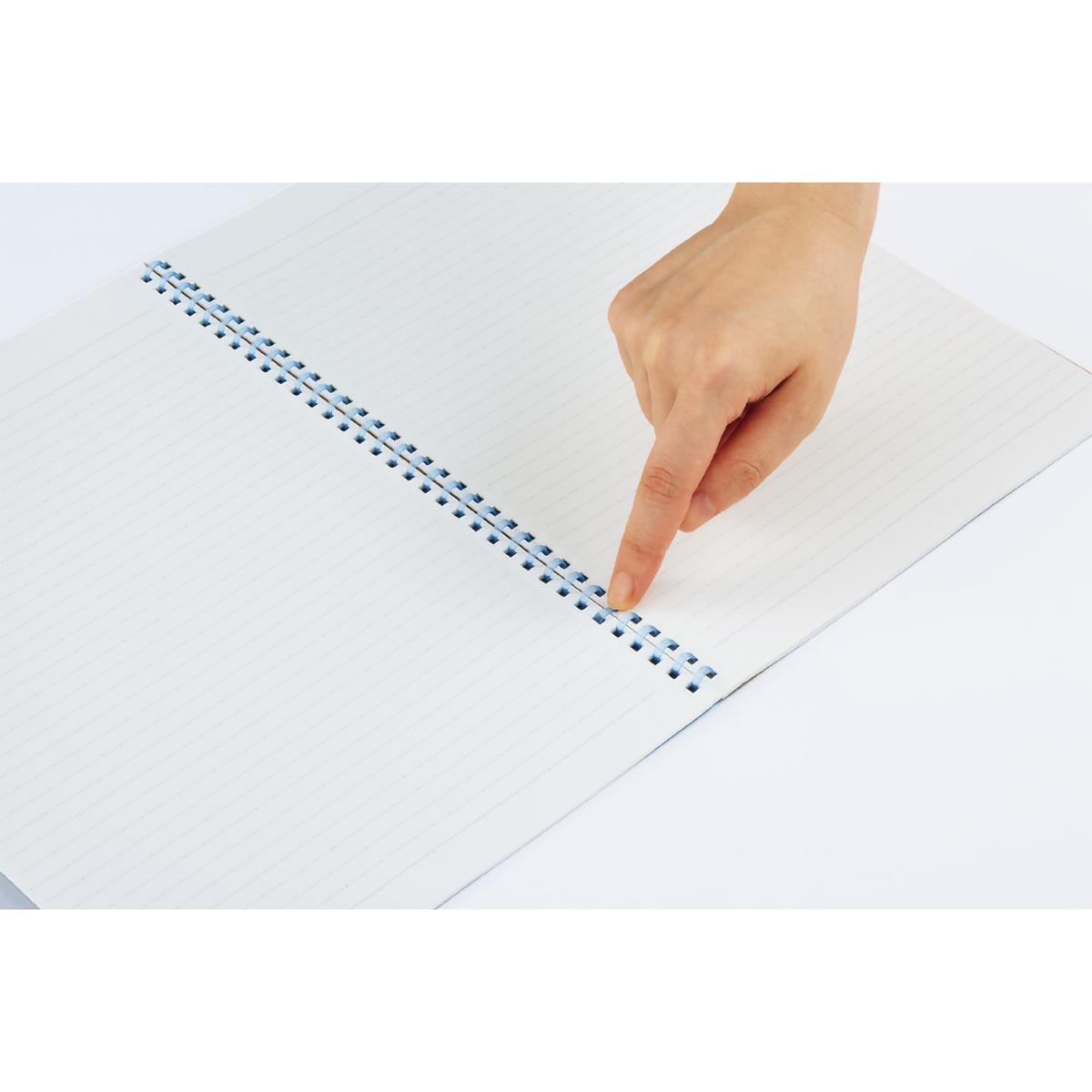 コクヨ　キャンパス　ソフトリングノート　Ａ４　４０枚　ドット入／Ａ罫　青
