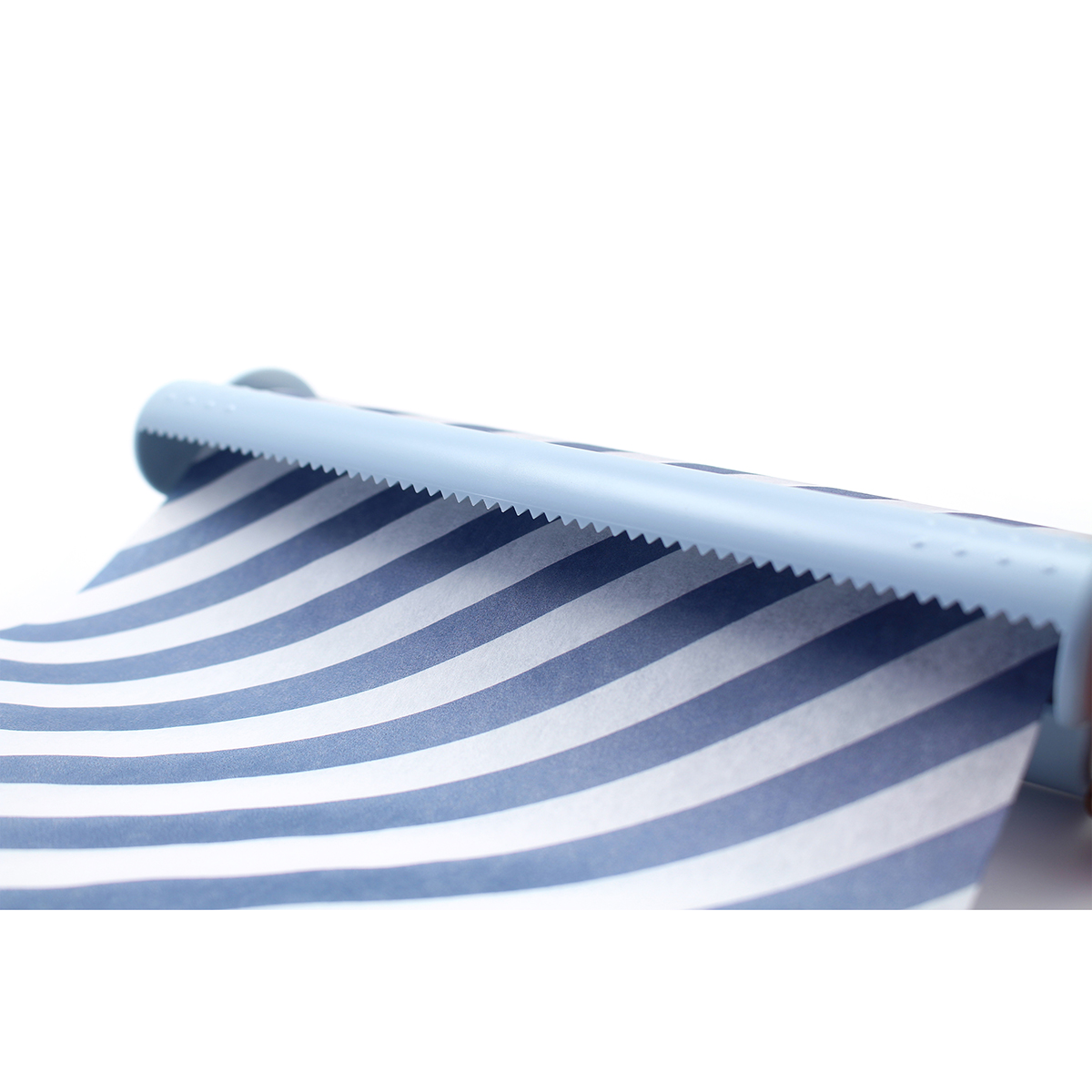 カモ井加工紙　ｍｔ　まもラップカッター　スカイブルー×ストライプ・ネイビー　ＭＴＭＷＲＰ０１