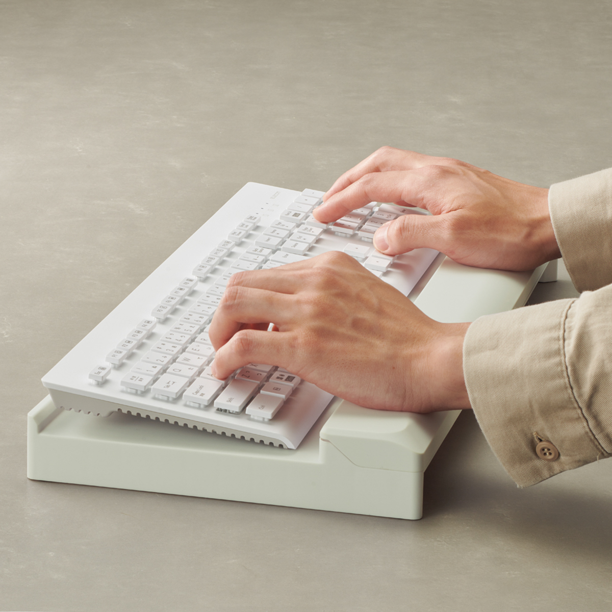 リヒトラブ　キーボードスタンド　オフホワイト