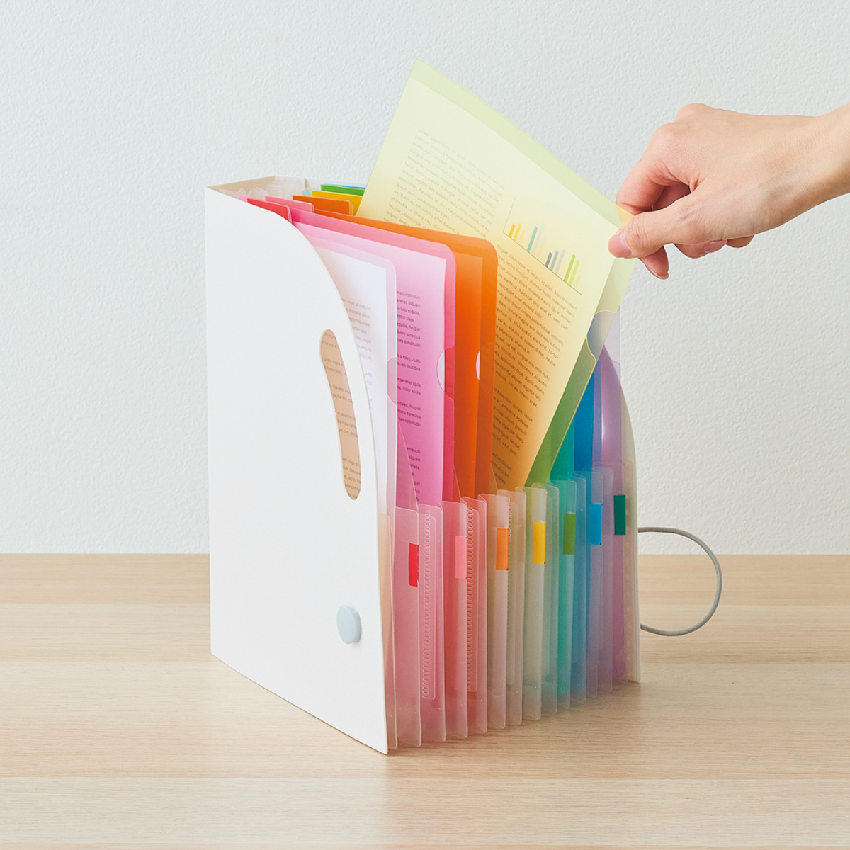 リヒトラブ　ｎｏｉｅ－ｓｔｙｌｅ　ドキュメントボックス　タテ　スリム　ホワイト　Ａ５　６仕切（７ポケット）