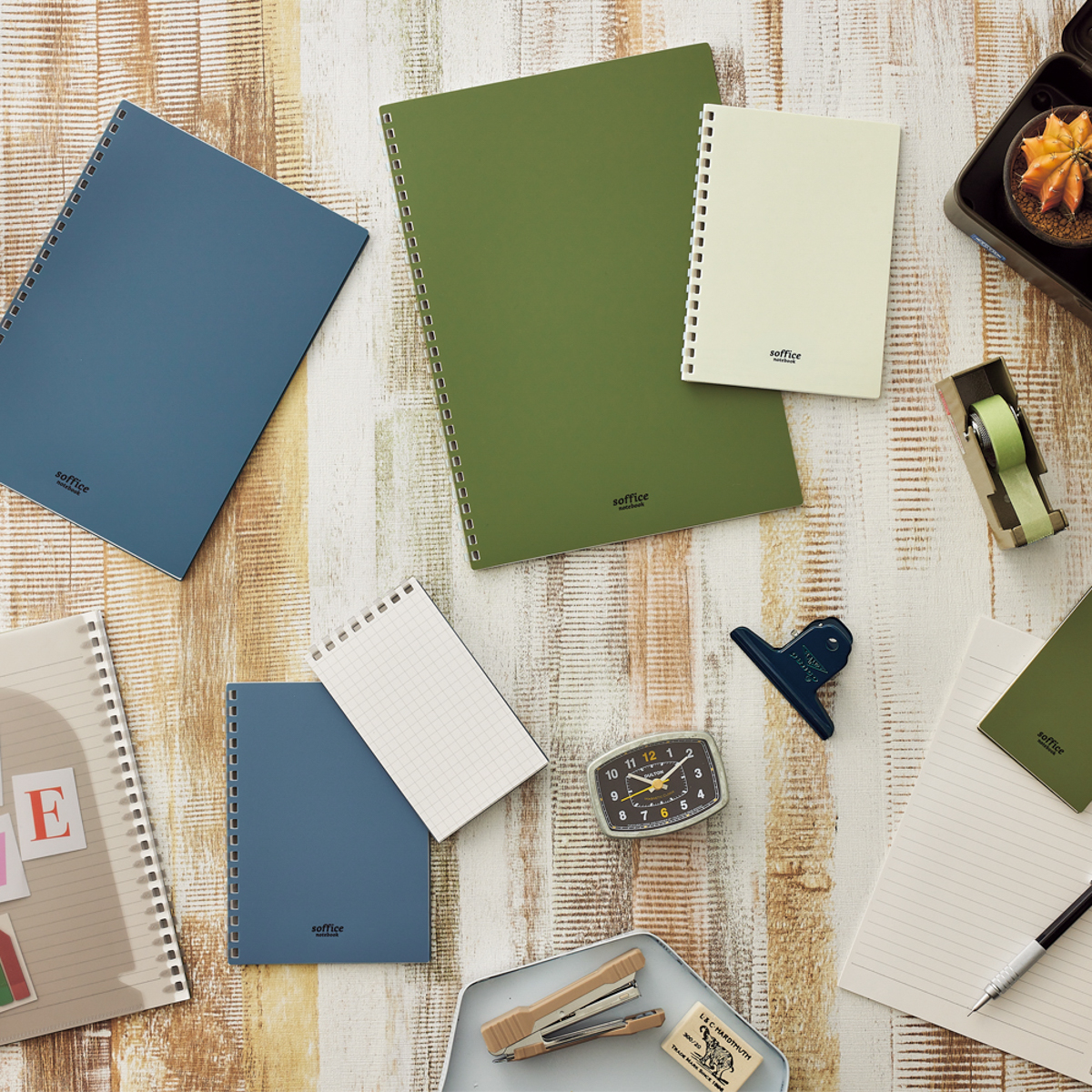 リヒトラブ　ソフィーチェノート　オフホワイト　メモサイズ　リーフ４０枚