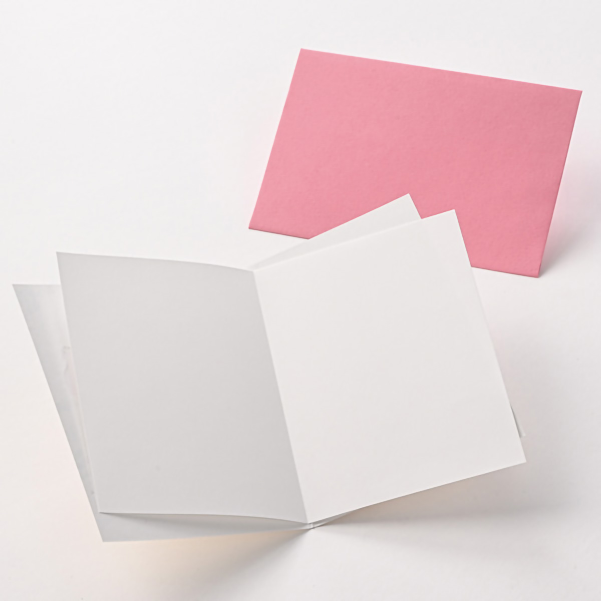 イーズプロダクツ　バースデーカード　ＧＢ２１２７