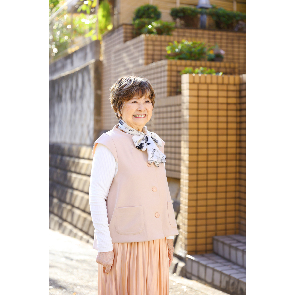 つやのふく・袖付きベスト