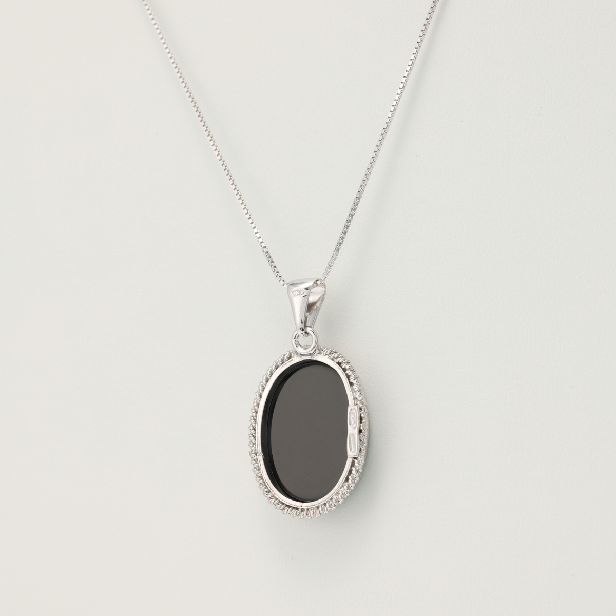 【ベアトリーチェ カメイ】シルバー アゲートカメオ ネックレス ”天使”