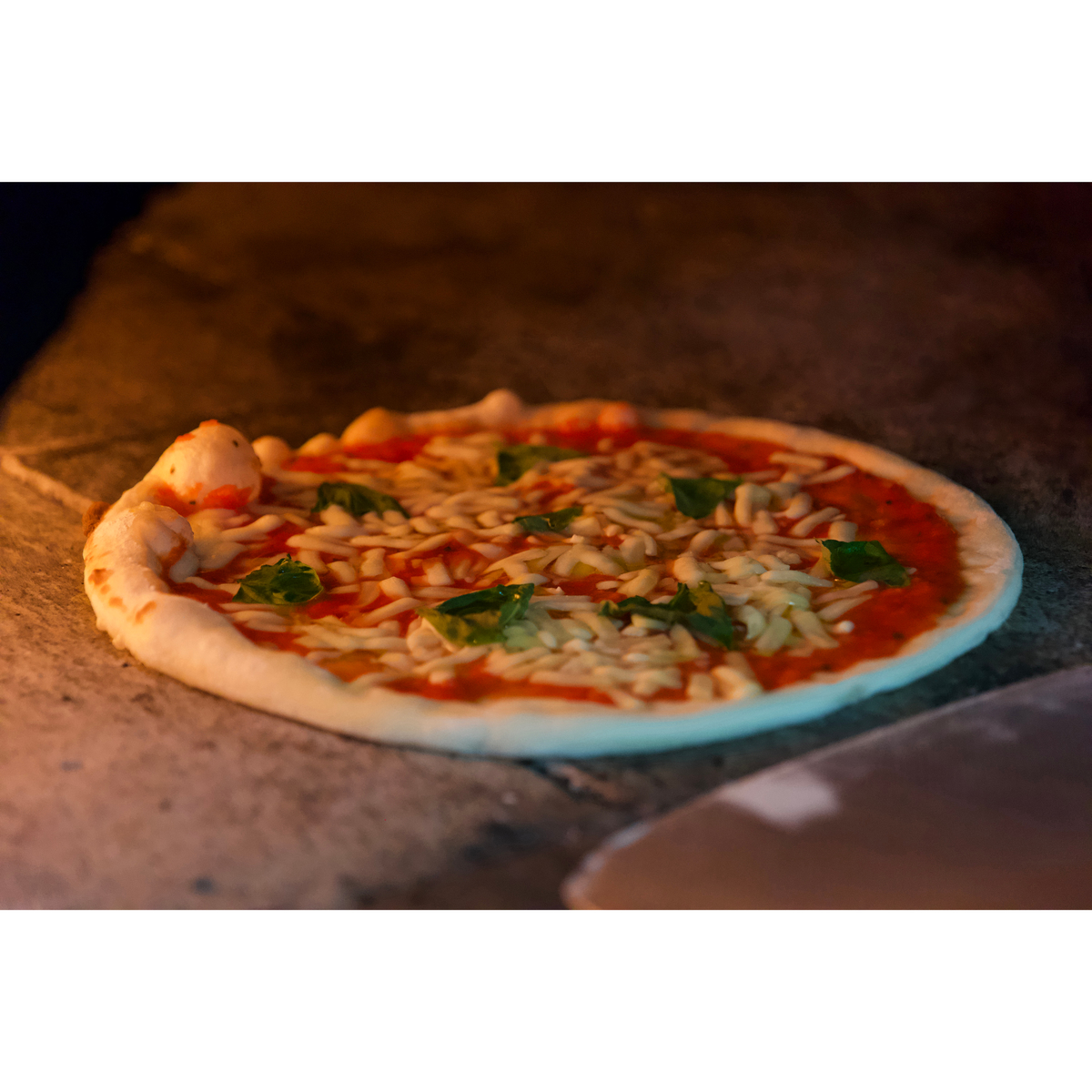 【冷凍】【SUNNY PIZZA】シーフードバジルトマトピザ