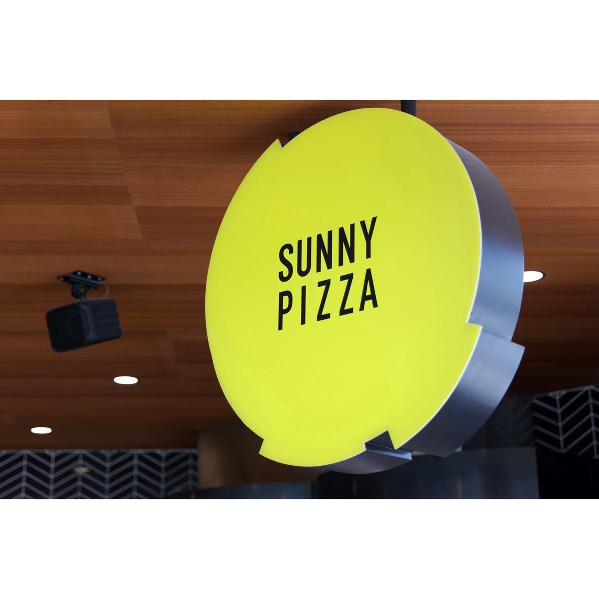 【冷凍】【SUNNY PIZZA】シーフードバジルトマトピザ