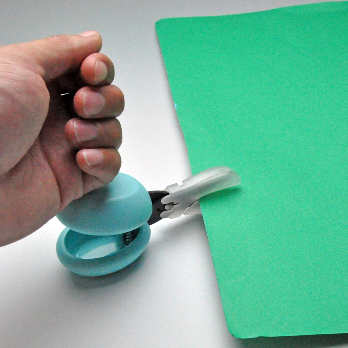 カスタ　ブルー