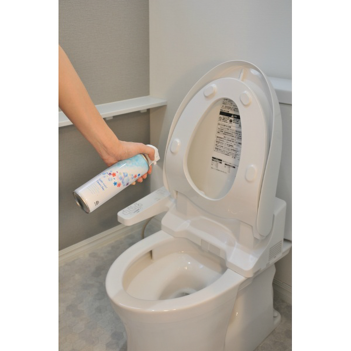 トイレのスッキーリエア！　Ｓｕｋｋｉ－ｒｉ　ａｉｒ！　フローラルソープの香り　３５０ＭＬ