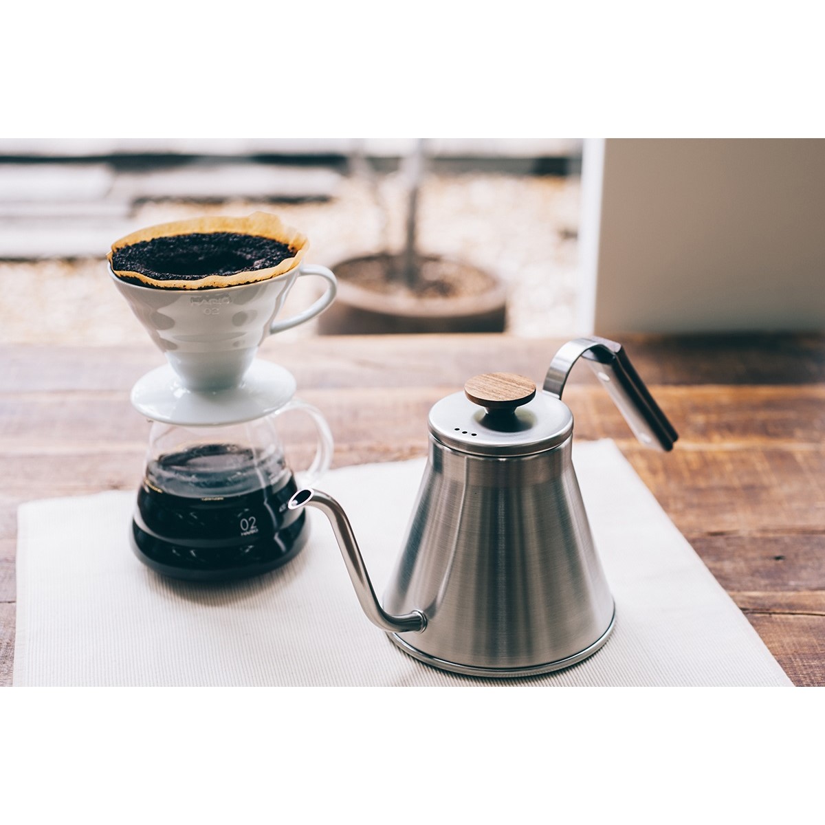 V60ドリップケトル・ウッド 800mL | かぜとゆきオンラインショップ V60ドリップケトル・ウッド 800mL | かぜとゆきオンラインショップ