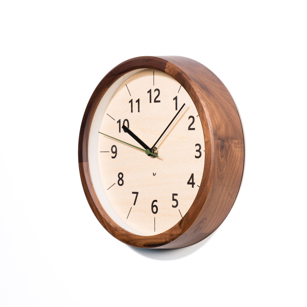 電波掛時計 Chambre ちいさな木の実の掛け時計　くるみ