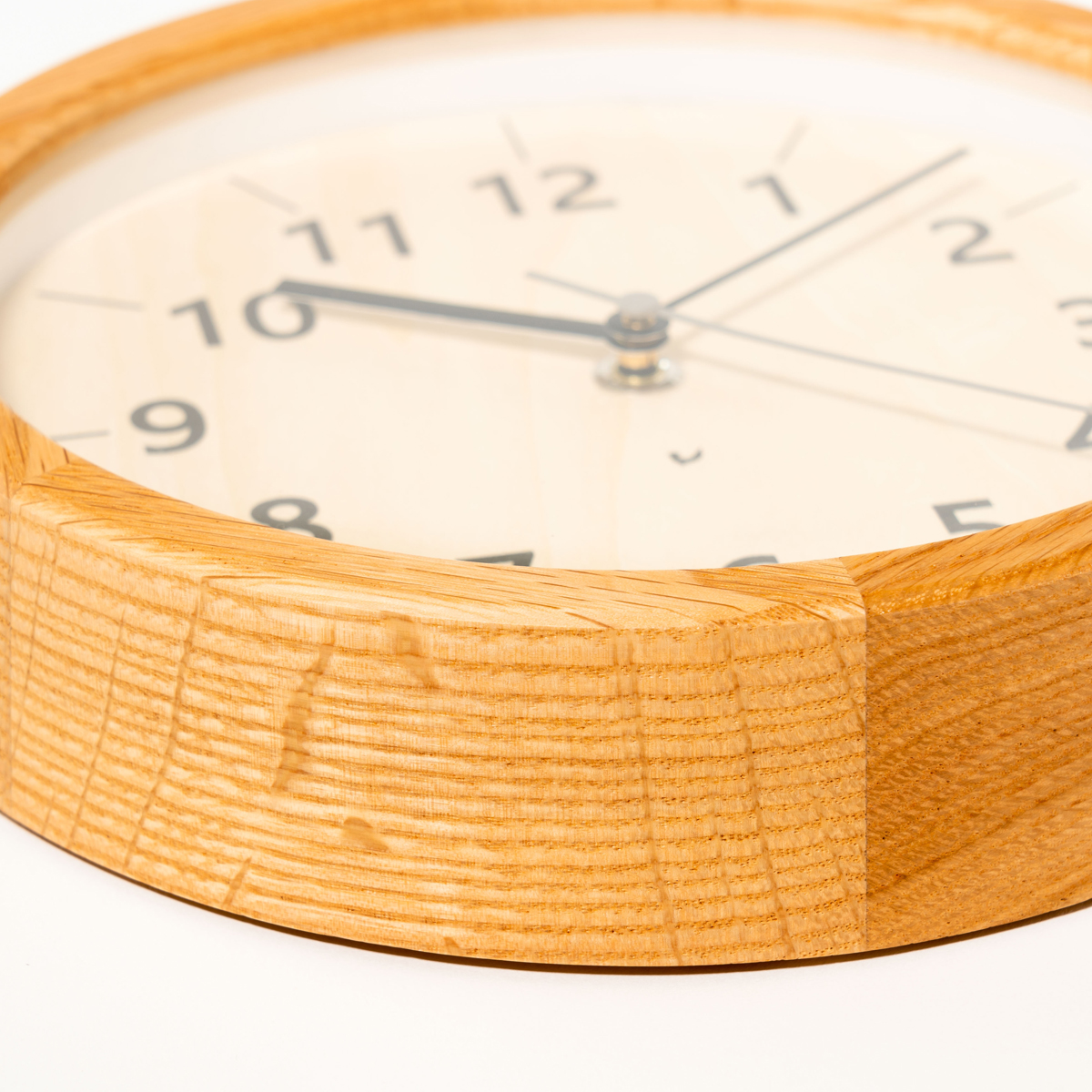 電波掛時計 Chambre ちいさな木の実の掛け時計　かし