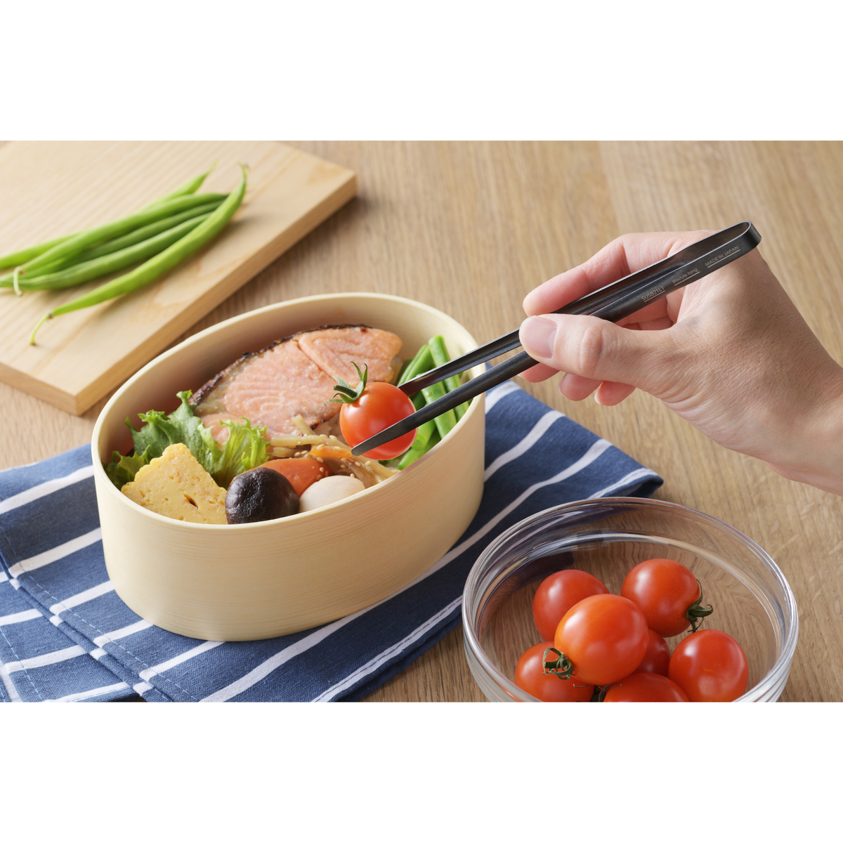 lifestyle tongs　BLACK
