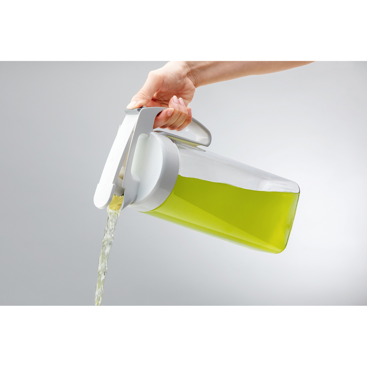 タテヨコ・シームレスピッチャー2.1L