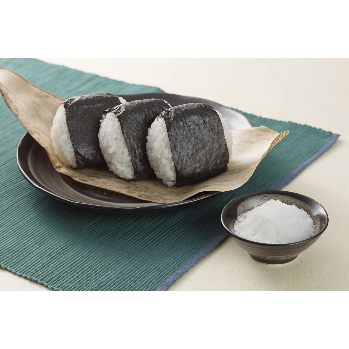 ダイヤソルト 本にがり仕立て五島灘の塩 750g