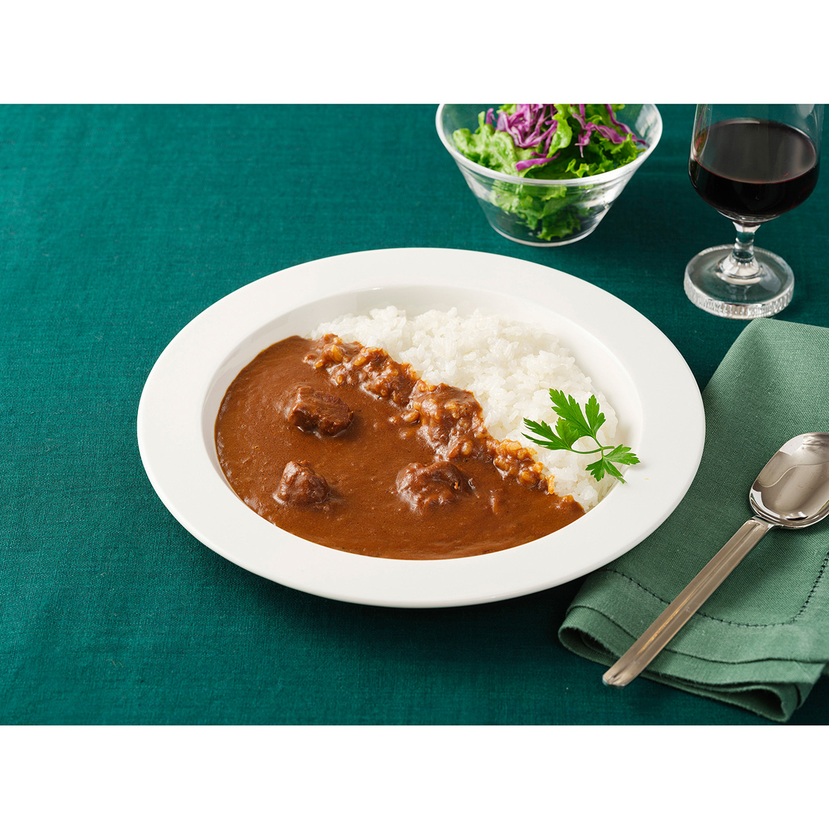 エム・シーシー食品　国産牛肉の１００時間かけたビーフカレー　１８０ｇ