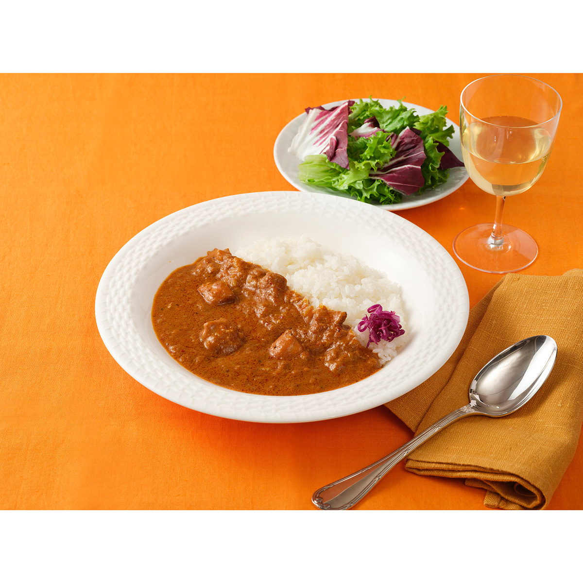 エム・シーシー食品　国産鶏肉の１００時間かけたバターチキンカレー　１６５ｇ