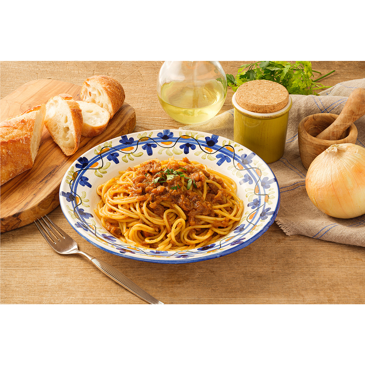 エム・シーシー食品　イタリア好きたまねぎと牛肉の煮込みソース　１５０ｇ