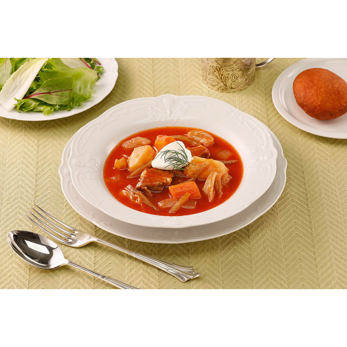 エム・シーシー食品　渋谷ロゴスキー　いなか風ボルシチ　２５０ｇ