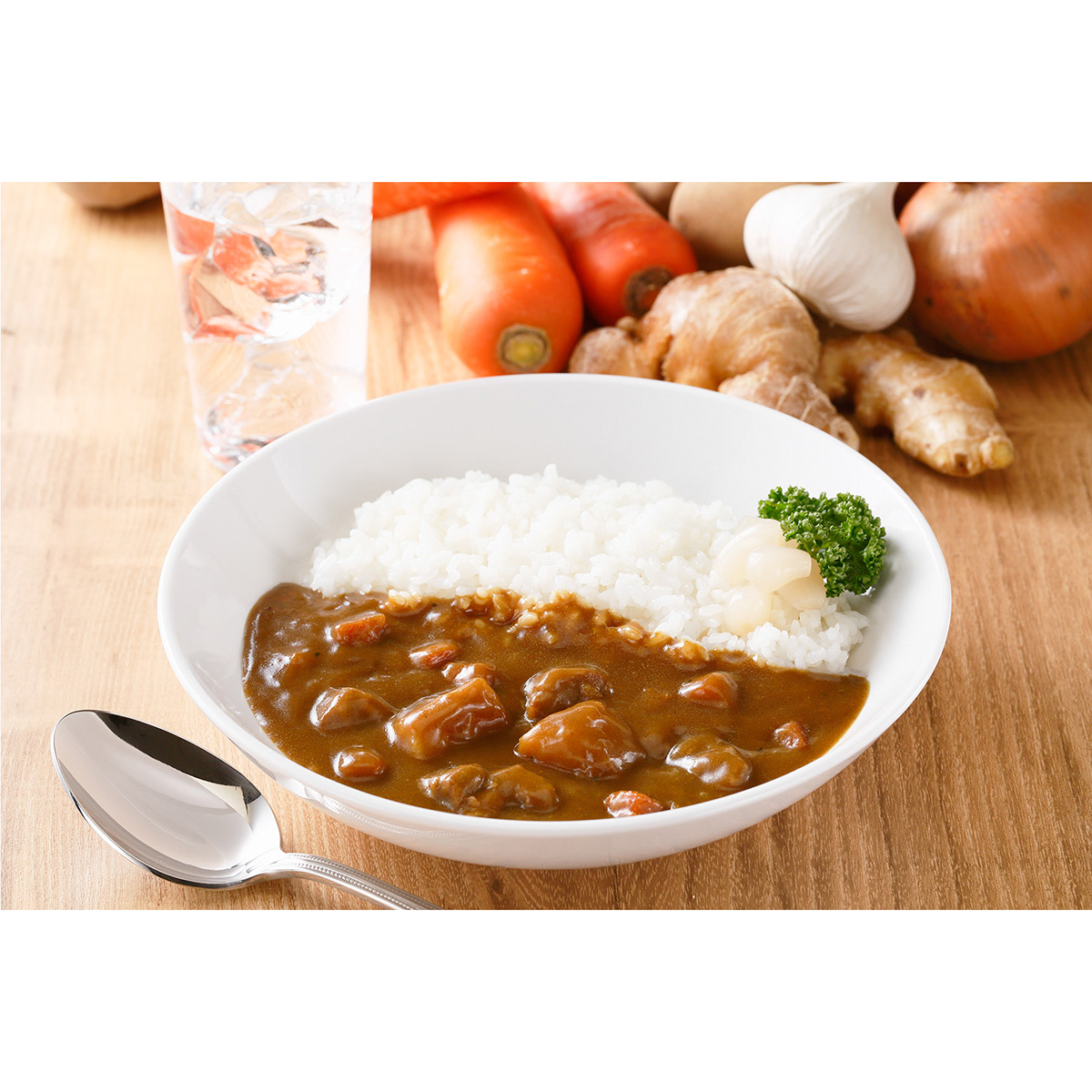 エム・シーシー食品　消防隊カレー　２００ｇ
