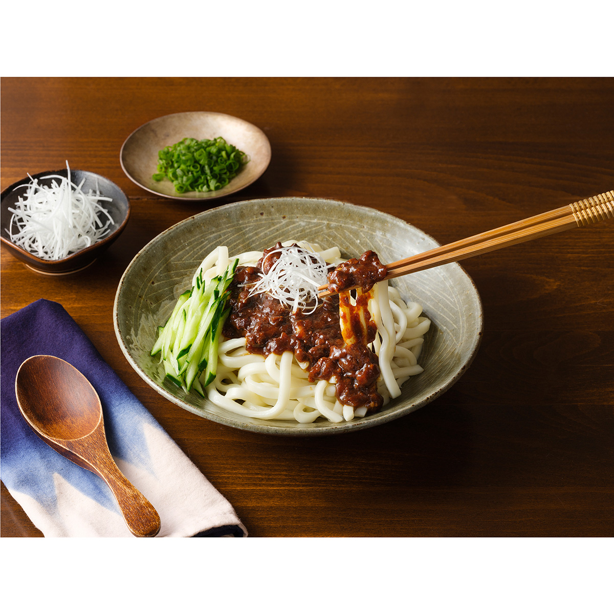 エム・シーシー食品　ジャージャー麺の素　１００ｇ