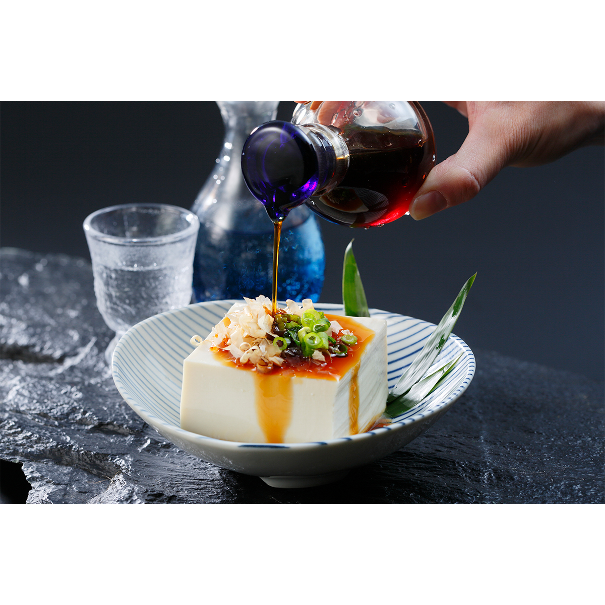 トモエ　厚岸かきしょうゆ　１５０ｍｌ