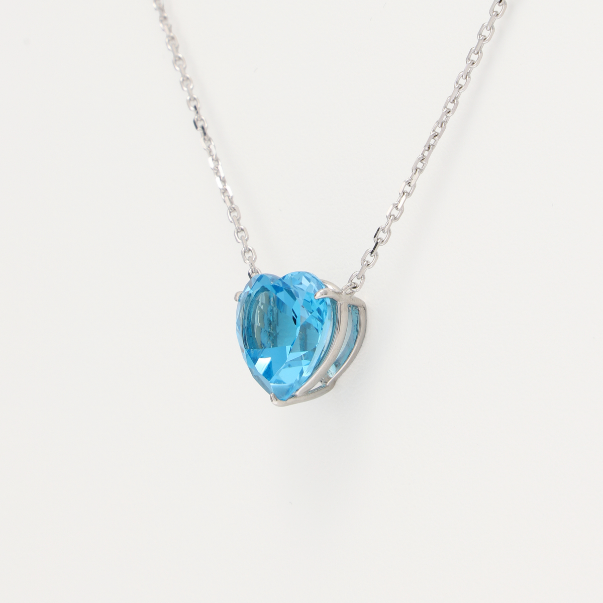 PT スイスブルートパーズ 10mmハートシェイプネックレス