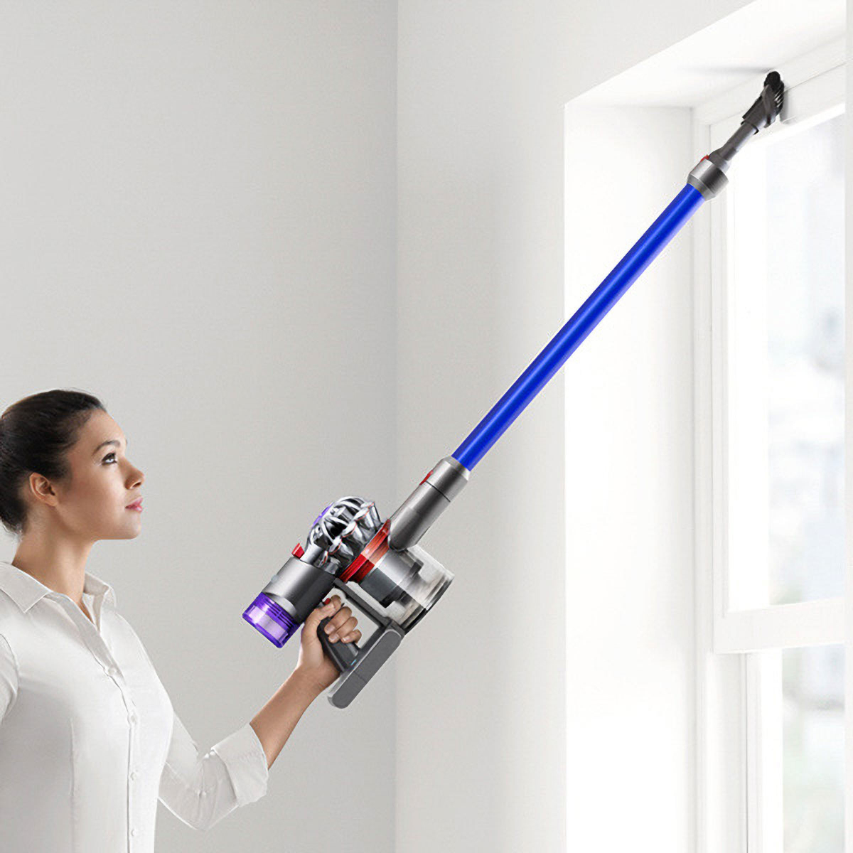 Dyson　スティッククリーナー　Dyson V8 Slim Fluffy Extra (SV10K EXT BU)